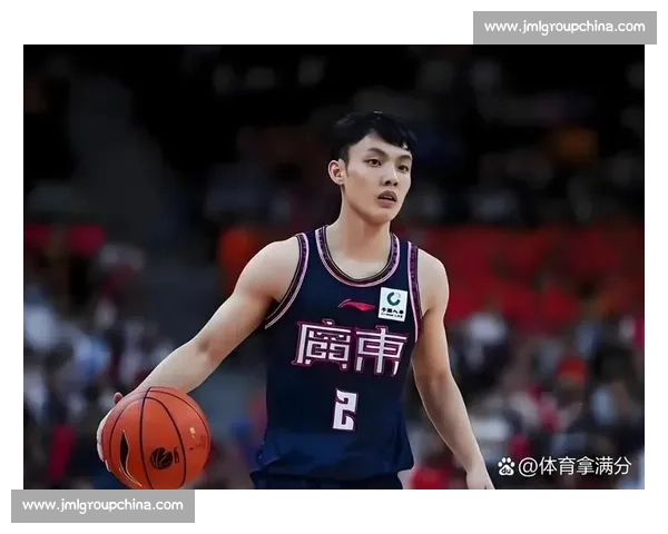 广东队迎战广厦全场焦点回顾 分析胜负关键与球员表现亮点 广东队迎战广厦全场焦点回顾 分析胜负关键与球员表现亮点